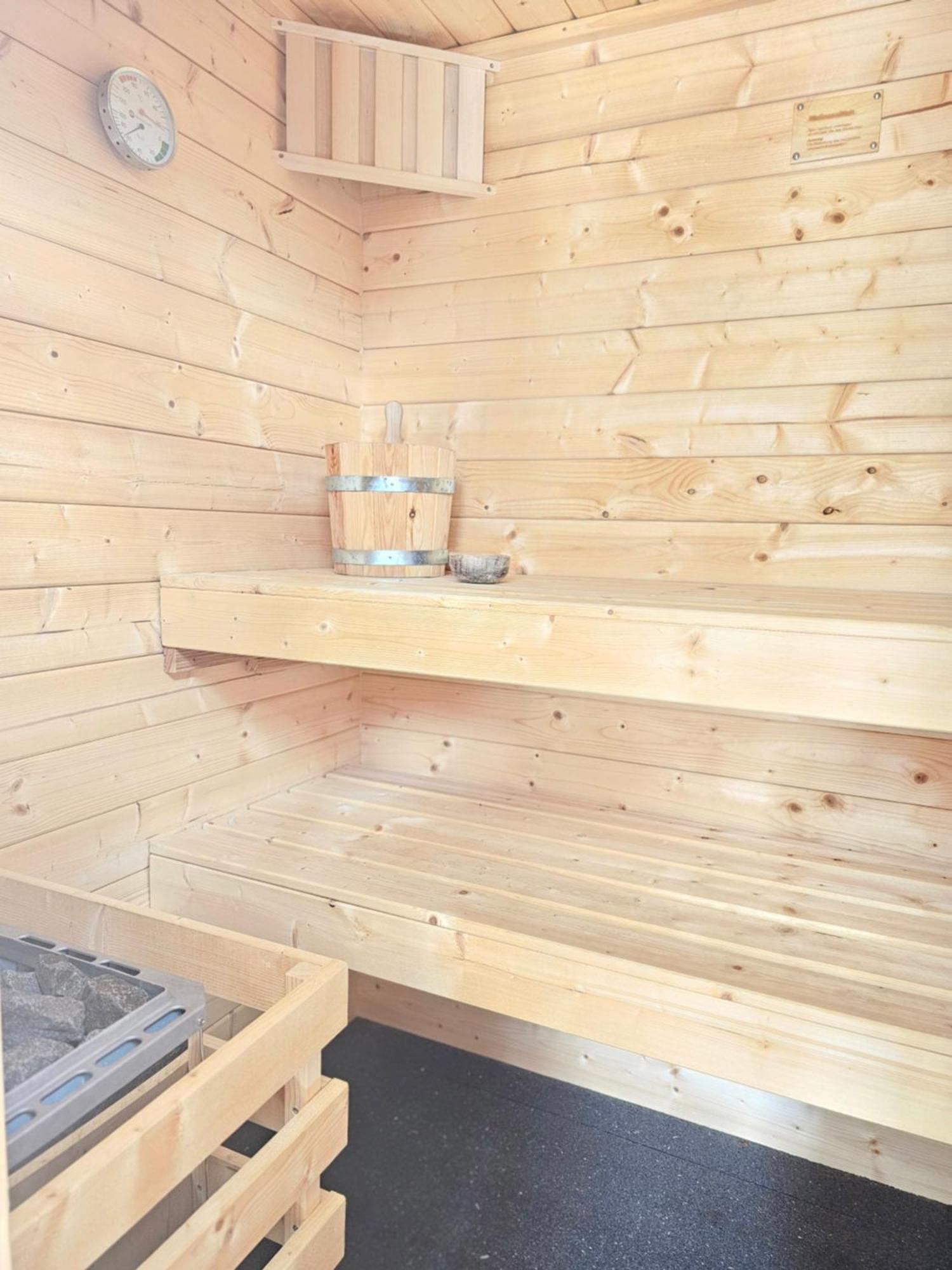 Black Forest I Sauna Auf Dem Balkon I Boxspring I Nespresso I Ausblick I Wasserfaelle Im Ort Todtnau Exterior photo