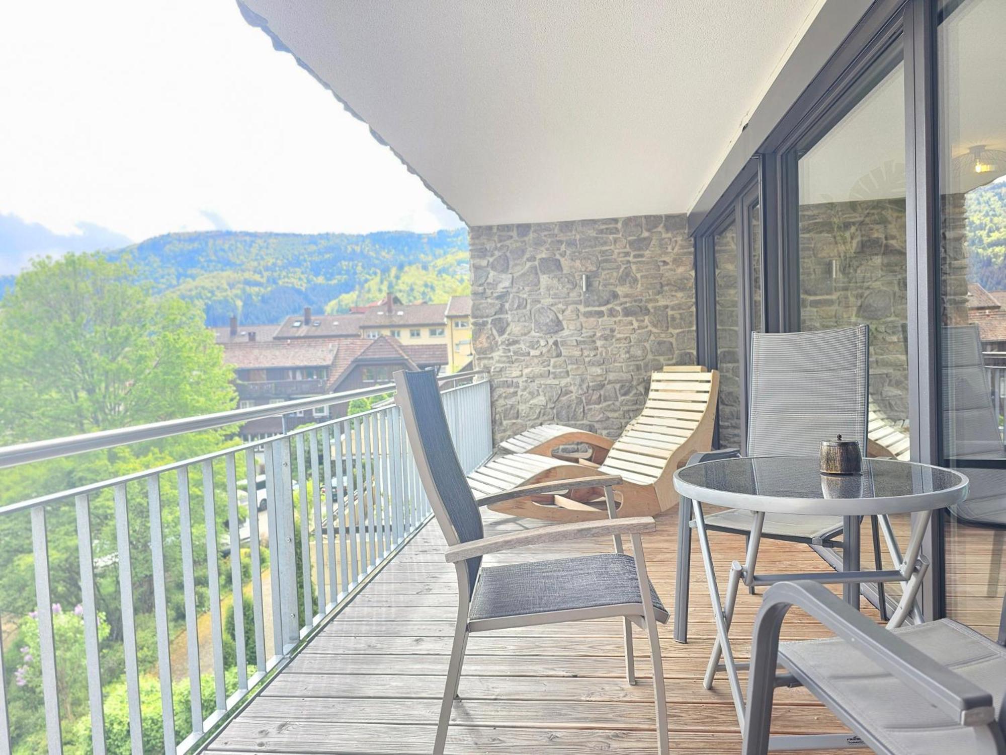 Black Forest I Sauna Auf Dem Balkon I Boxspring I Nespresso I Ausblick I Wasserfaelle Im Ort Todtnau Exterior photo